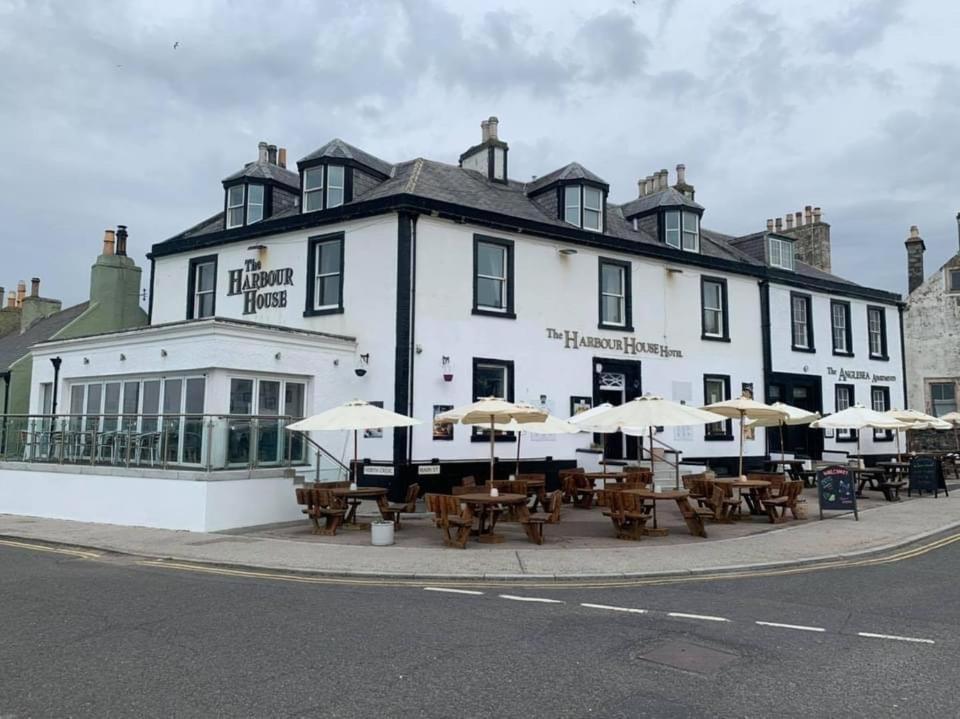The Harbour House Sea Front Hotel Portpatrick Exterior photo