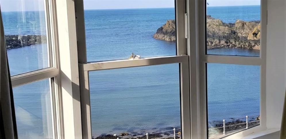 The Harbour House Sea Front Hotel Portpatrick Exterior photo