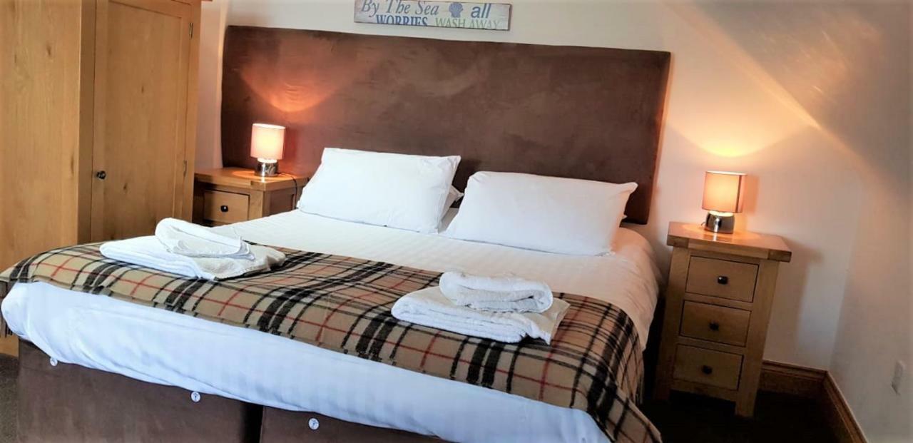 The Harbour House Sea Front Hotel Portpatrick Exterior photo